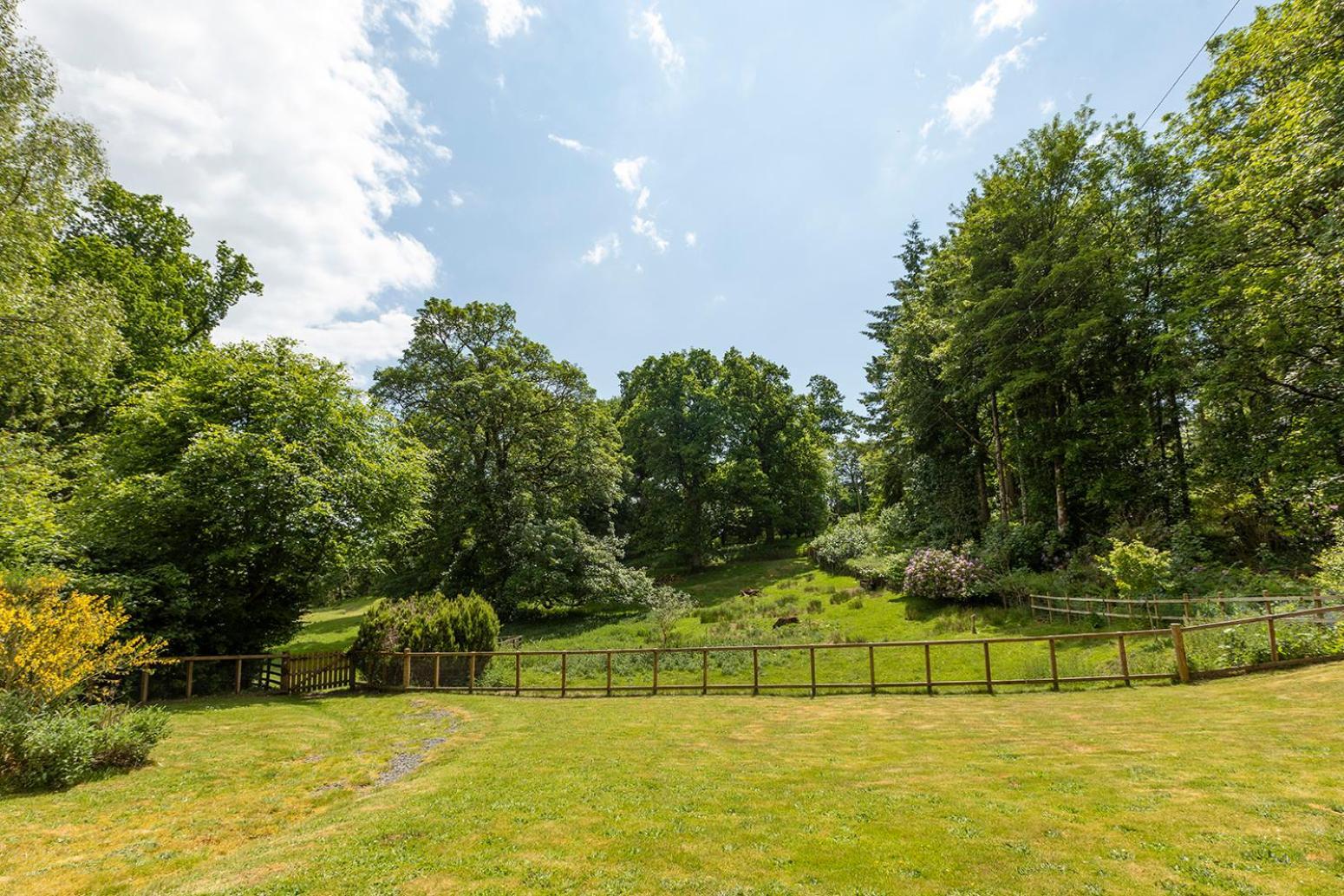Laundry Cottage: Drumlanrig Castle 손힐 외부 사진